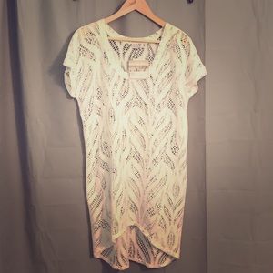 White V-neck Short Sleeve Tunic Cover Up